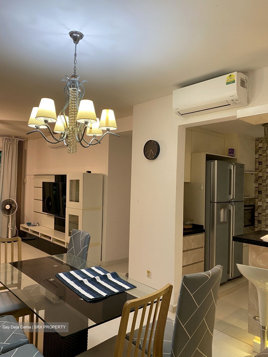 The Esparis (D18), Condominium #436025891